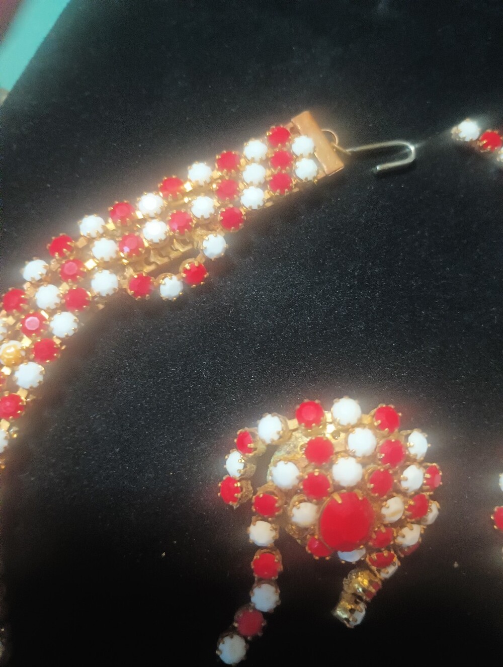 Vintage Alice Caviness Choker Necklace & Earrings. Red & White. Needs Repairs - Picture 3 of 8